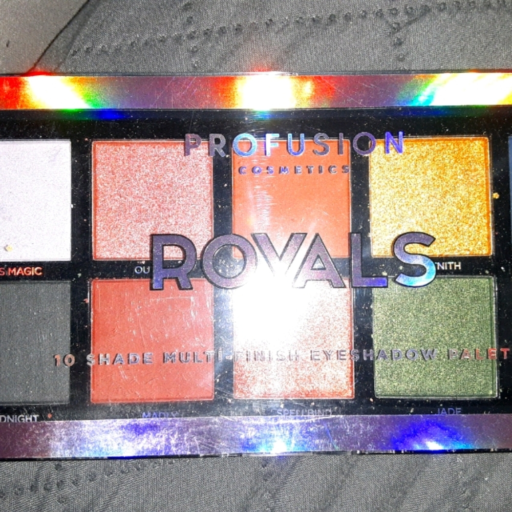 Profusion Royals Palette